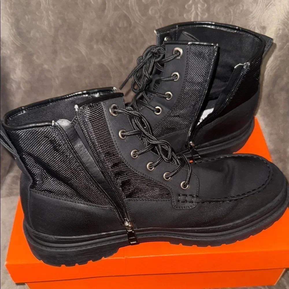 Steve Madden Black Men's Boots - Picture 9 of 10